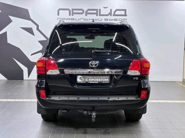 Toyota Land Cruiser 200 Series Рестайлинг 1 с пробегом 2014 года, цена 5 290 000 рублей, 180045 км, внедорожник, Автокод Объявления