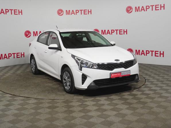 Kia Rio IV Рестайлинг с пробегом 2021 года, цена 1 305 000 рублей, 69963 км, седан, Автокод Объявления