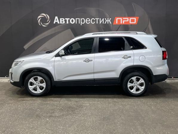 Kia Sorento II Рестайлинг с пробегом 2012 года, цена 1 260 000 рублей, 358934 км, внедорожник, Автокод Объявления