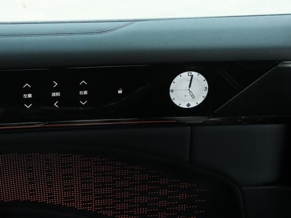 Zeekr 009 I с пробегом 2023 года, цена 7 740 000 рублей, 19046 км, минивэн, Автокод Объявления