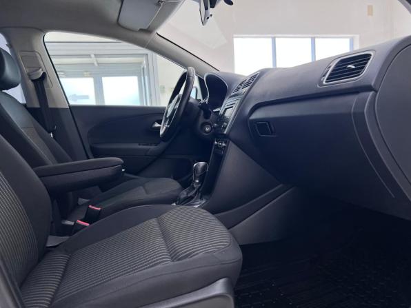 Volkswagen Polo V с пробегом 2012 года, цена 730 000 рублей, 248300 км, седан, Автокод Объявления