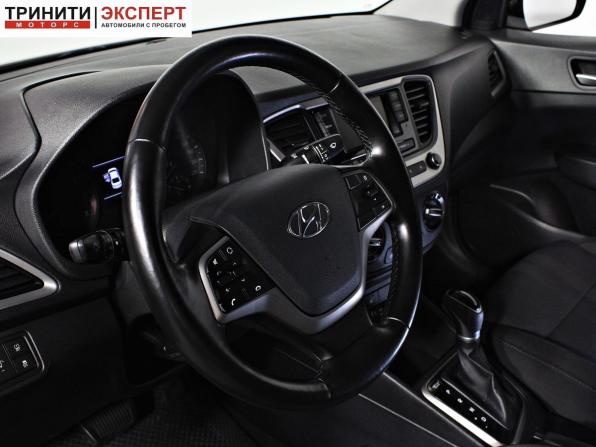 Hyundai Solaris II с пробегом 2018 года, цена 1 338 000 рублей, 140599 км, седан, Автокод Объявления