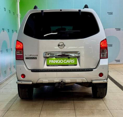 Nissan Pathfinder III Рестайлинг с пробегом 2011 года, цена 1 497 000 рублей, 193981 км, внедорожник, Автокод Объявления