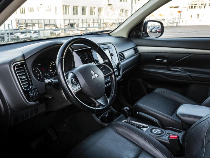 Mitsubishi Outlander III Рестайлинг Москва  - изображение 9