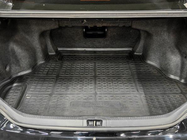 Toyota Camry VII (XV50) Рестайлинг с пробегом 2014 года, цена 1 900 000 рублей, 270000 км, седан, Автокод Объявления