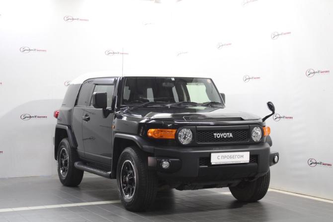 Toyota FJ Cruiser с пробегом 2018 года, цена 4 700 000 рублей, 46728 км, внедорожник, Автокод Объявления