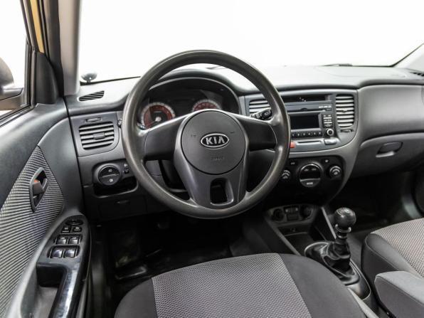 Kia Rio II Рестайлинг с пробегом 2011 года, цена 588 000 рублей, 154131 км, хэтчбек, Автокод Объявления