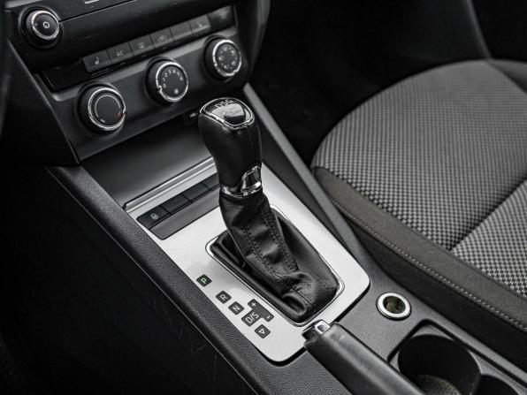 Skoda Octavia III (A7) с пробегом 2013 года, цена 855 000 рублей, 193043 км, лифтбек, Автокод Объявления