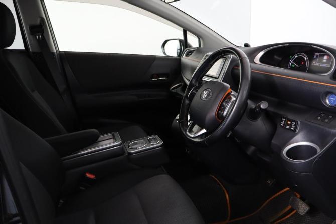 Toyota Sienta II Рестайлинг с пробегом 2020 года, цена 1 449 000 рублей, 94000 км, минивэн, Автокод Объявления