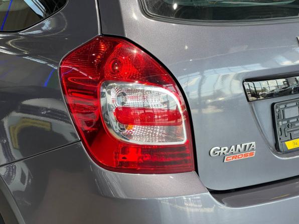 Lada (ВАЗ) Granta I Рестайлинг с пробегом 2022 года, цена 880 000 рублей, 60000 км, универсал, Автокод Объявления