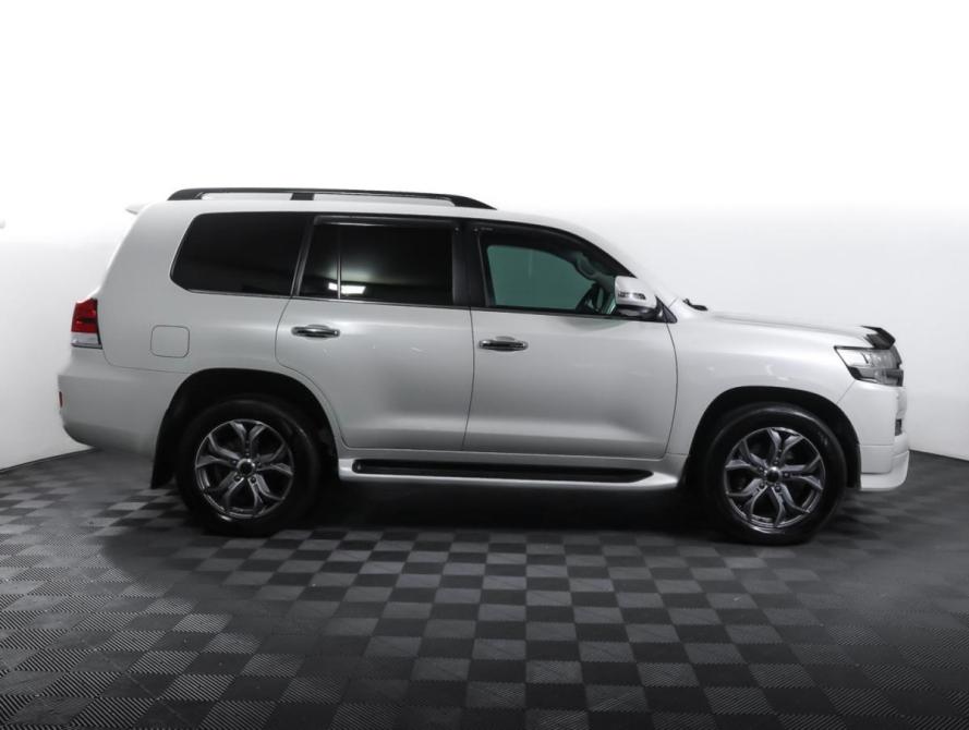 Toyota Land Cruiser 200 Series Рестайлинг 2 Москва  - изображение 4
