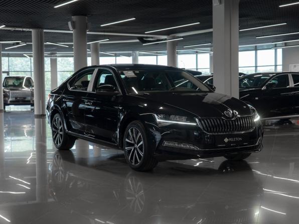 Skoda Superb III Рестайлинг с пробегом 2025 года, цена 3 400 000 рублей, 30 км, лифтбек, Автокод Объявления
