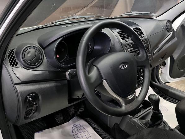 Lada (ВАЗ) Granta I Рестайлинг с пробегом 2022 года, цена 750 000 рублей, 52650 км, седан, Автокод Объявления