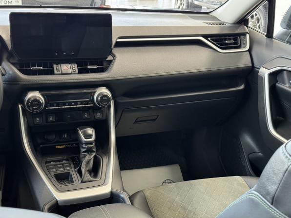Toyota RAV4 V (XA50) с пробегом 2024 года, цена 3 850 000 рублей, 35923 км, внедорожник, Автокод Объявления