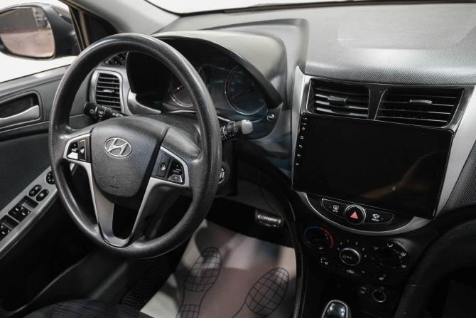 Hyundai Solaris I Рестайлинг с пробегом 2016 года, цена 999 000 рублей, 167000 км, хэтчбек, Автокод Объявления
