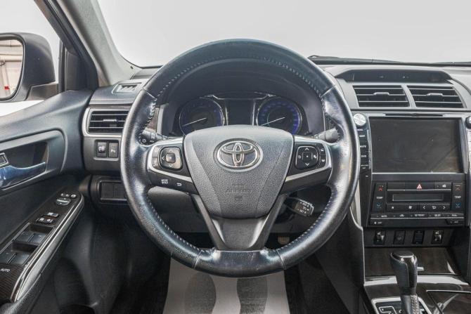 Toyota Camry VII (XV50) Рестайлинг с пробегом 2016 года, цена 2 329 000 рублей, 121700 км, седан, Автокод Объявления