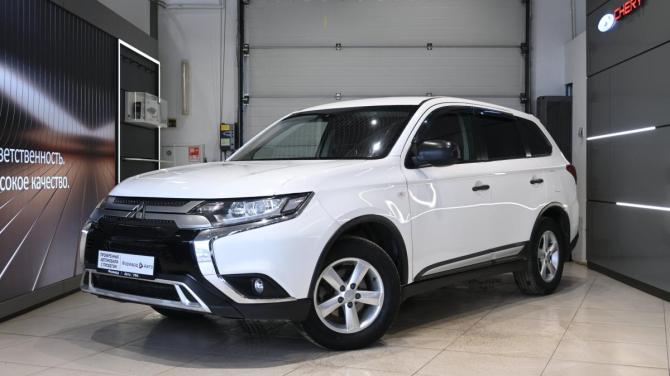 Mitsubishi Outlander III Рестайлинг 3 с пробегом 2018 года, цена 1 350 000 рублей, 100493 км, внедорожник, Автокод Объявления