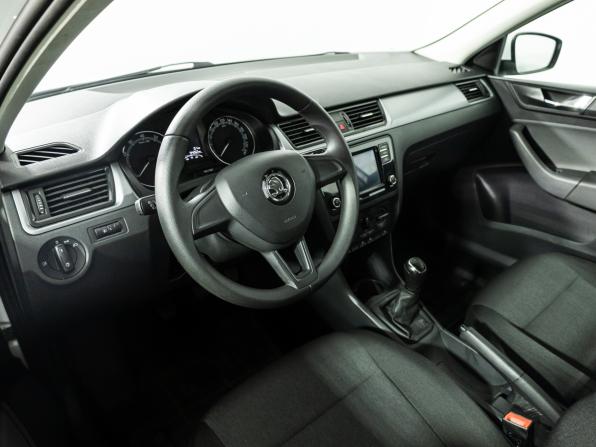 Skoda Rapid I Рестайлинг с пробегом 2018 года, цена 1 199 700 рублей, 94260 км, лифтбек, Автокод Объявления