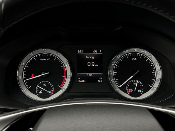 Skoda Karoq I с пробегом 2021 года, цена 2 595 700 рублей, 86788 км, внедорожник, Автокод Объявления