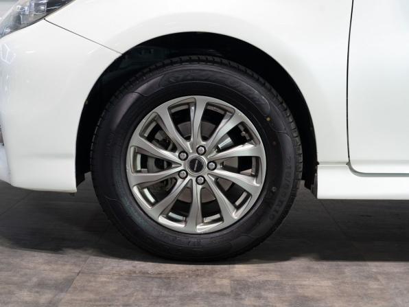 Toyota Wish II Рестайлинг с пробегом 2012 года, цена 1 330 000 рублей, 189320 км, минивэн, Автокод Объявления