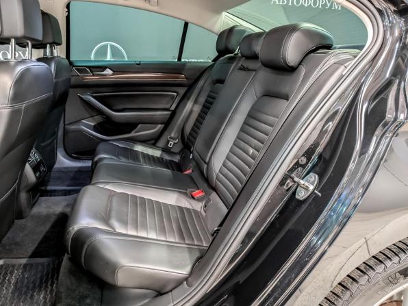 Volkswagen Passat B8 с пробегом 2018 года, цена 1 905 000 рублей, 192200 км, седан, Автокод Объявления