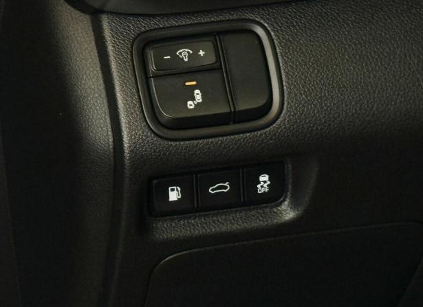 Kia Optima IV Рестайлинг с пробегом 2019 года, цена 2 335 000 рублей, 129171 км, седан, Автокод Объявления