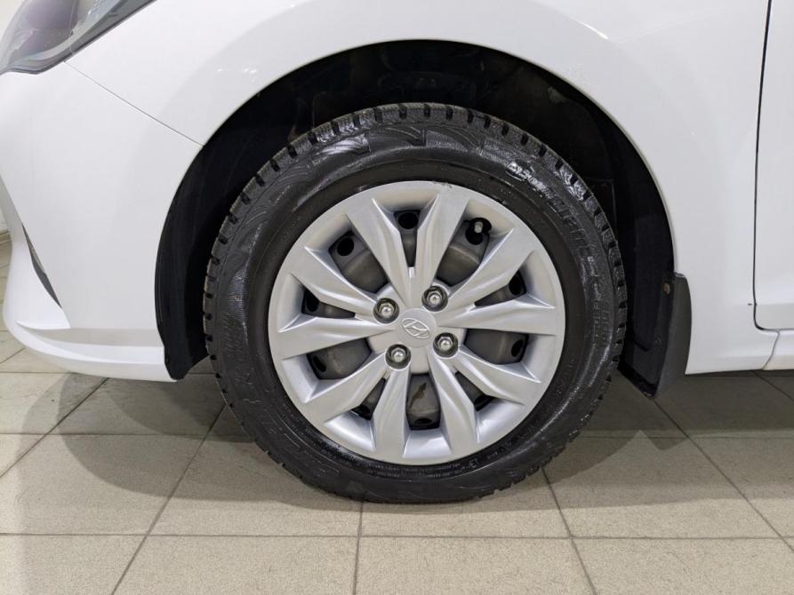 Hyundai Solaris II Рестайлинг Химки  - изображение 4