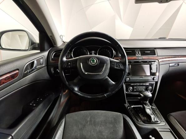 Skoda Superb II с пробегом 2011 года, цена 680 000 рублей, 345000 км, лифтбек, Автокод Объявления