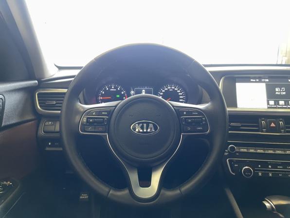 Kia K5 II с пробегом 2017 года, цена 1 770 000 рублей, 58000 км, седан, Автокод Объявления