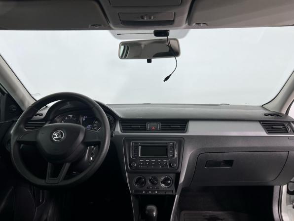 Skoda Rapid I с пробегом 2016 года, цена 1 025 000 рублей, 120000 км, лифтбек, Автокод Объявления