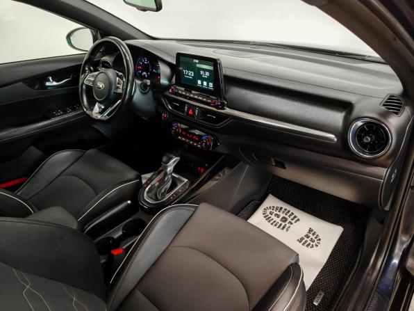 Kia Cerato IV с пробегом 2019 года, цена 1 408 000 рублей, 240954 км, седан, Автокод Объявления