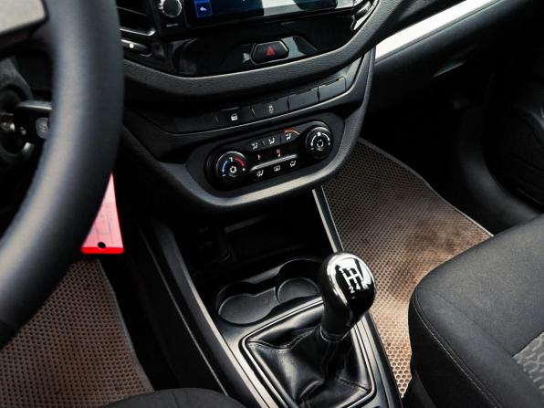 Lada (ВАЗ) Vesta I с пробегом 2017 года, цена 699 000 рублей, 176666 км, седан, Автокод Объявления