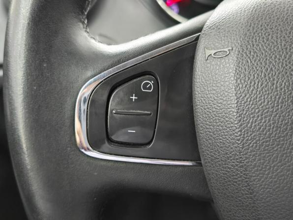Renault Kaptur I с пробегом 2017 года, цена 1 535 000 рублей, 101000 км, внедорожник, Автокод Объявления