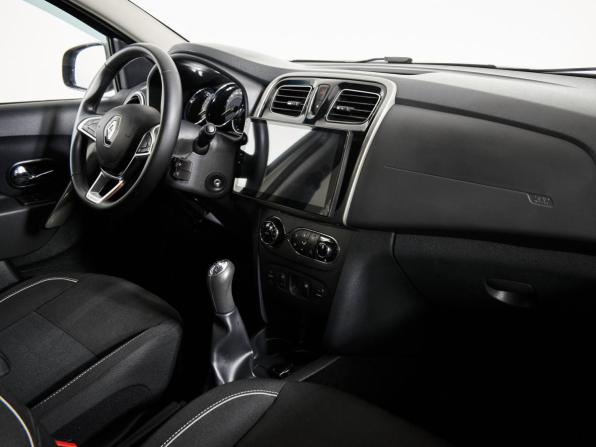 Renault Sandero II Рестайлинг с пробегом 2020 года, цена 1 275 000 рублей, 73000 км, хэтчбек, Автокод Объявления