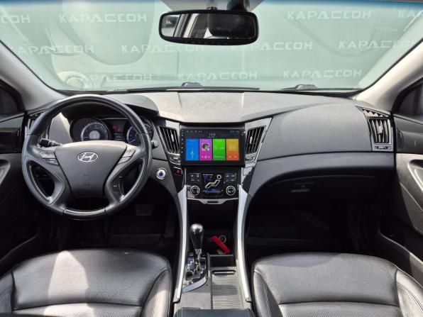 Hyundai Sonata VI (YF) с пробегом 2011 года, цена 1 050 000 рублей, 203770 км, седан, Автокод Объявления