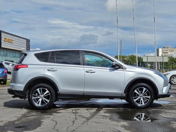 Toyota RAV4 IV (XA40) Рестайлинг с пробегом 2018 года, цена 2 200 000 рублей, 155555 км, внедорожник, Автокод Объявления