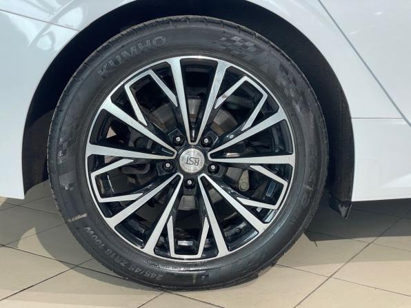 Kia K5 III с пробегом 2021 года, цена 2 649 000 рублей, 49100 км, седан, Автокод Объявления