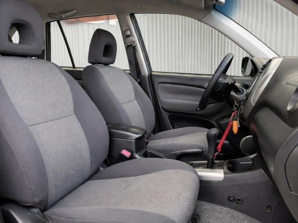Toyota RAV4 II (XA20) Рестайлинг с пробегом 2005 года, цена 857 000 рублей, 303533 км, внедорожник, Автокод Объявления