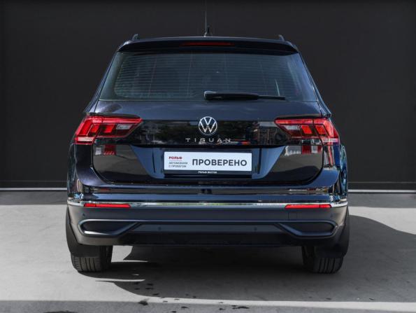 Volkswagen Tiguan II Рестайлинг с пробегом 2021 года, цена 2 690 000 рублей, 82468 км, внедорожник, Автокод Объявления