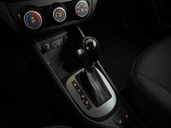 Kia Rio III Рестайлинг с пробегом 2015 года, цена 1 090 000 рублей, 168077 км, седан, Автокод Объявления