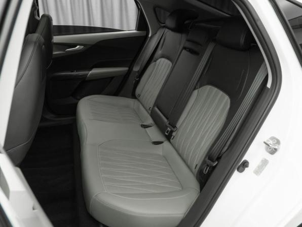 Changan Lamore с пробегом 2024 года, цена 2 140 000 рублей, 17966 км, седан, Автокод Объявления