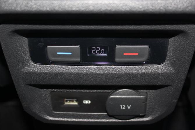 Volkswagen Tiguan II с пробегом 2019 года, цена 1 997 000 рублей, 111191 км, внедорожник, Автокод Объявления
