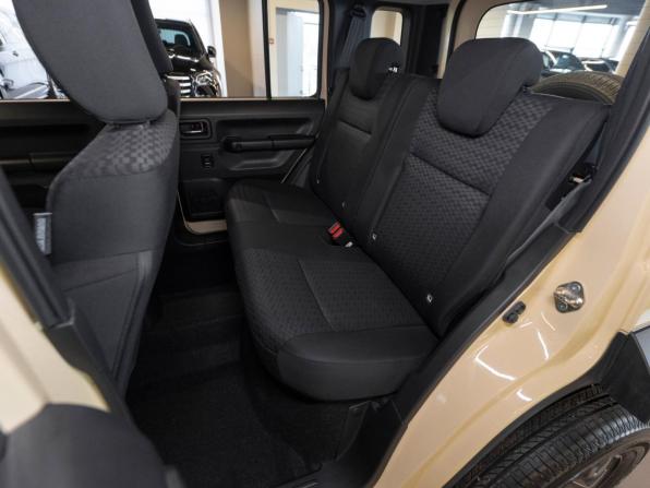 Suzuki Jimny IV с пробегом 2025 года, цена 4 200 000 рублей, 31 км, внедорожник, Автокод Объявления