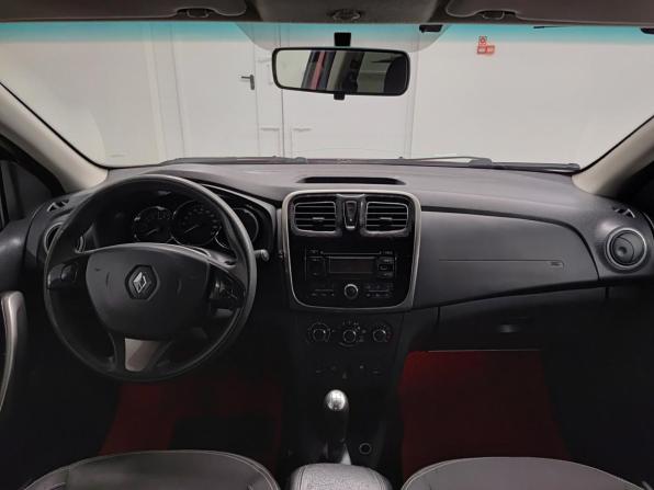 Renault Logan II с пробегом 2014 года, цена 595 000 рублей, 215766 км, седан, Автокод Объявления