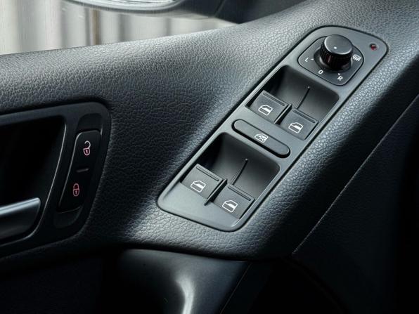 Volkswagen Tiguan I Рестайлинг с пробегом 2012 года, цена 1 329 000 рублей, 195021 км, внедорожник, Автокод Объявления