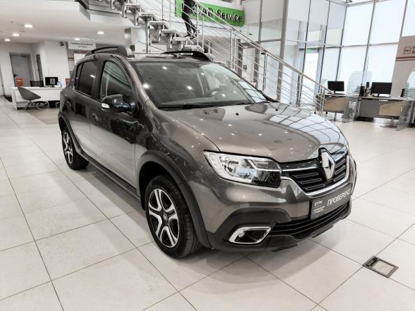 Renault Sandero II Рестайлинг с пробегом 2021 года, цена 1 380 000 рублей, 61191 км, хэтчбек, Автокод Объявления