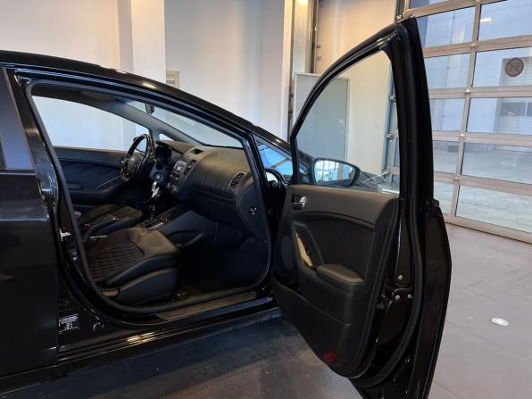 Kia Cerato III Рестайлинг (Classic) с пробегом 2018 года, цена 1 855 000 рублей, 89261 км, седан, Автокод Объявления