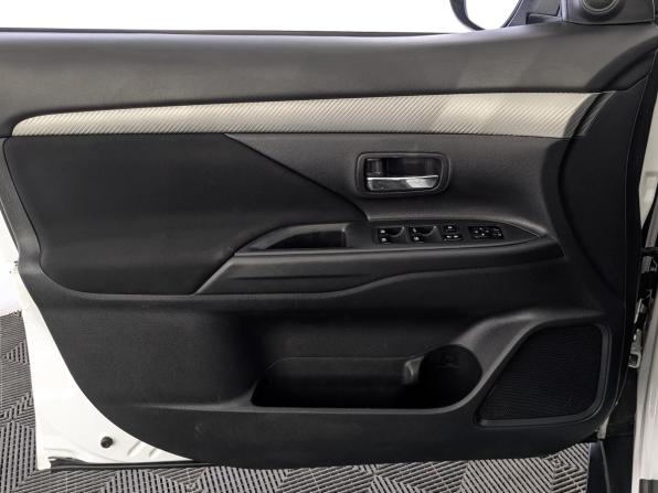 Mitsubishi Outlander III Рестайлинг 2 с пробегом 2017 года, цена 1 750 000 рублей, 155000 км, внедорожник, Автокод Объявления