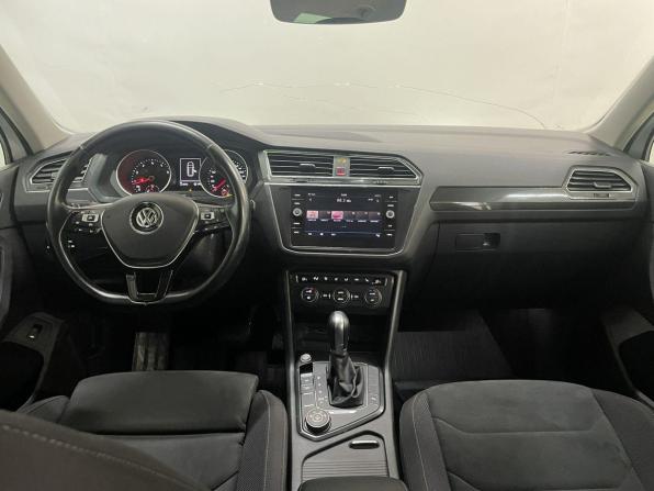 Volkswagen Tiguan II с пробегом 2018 года, цена 2 149 000 рублей, 221876 км, внедорожник, Автокод Объявления