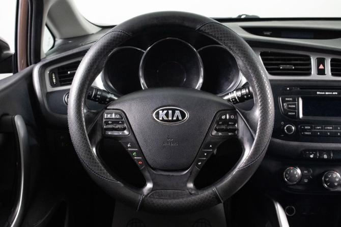 Kia Ceed II с пробегом 2012 года, цена 1 149 000 рублей, 142800 км, хэтчбек, Автокод Объявления